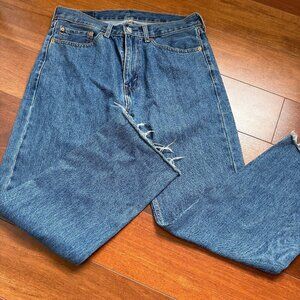 Levis Mens Medium Wash 505 Jeans Size 34 x 30